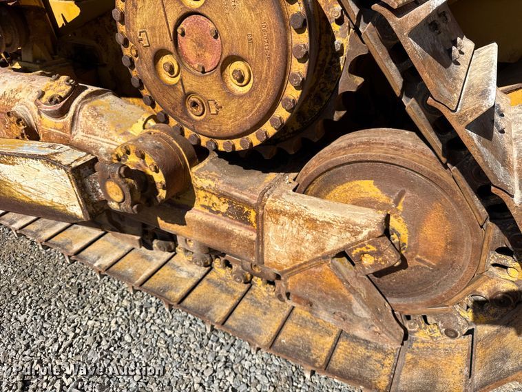 image for item EF2218 2017 Caterpillar D6N XL dozer