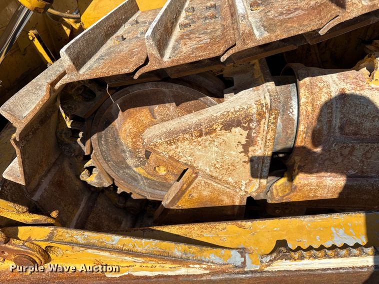 image for item EF2218 2017 Caterpillar D6N XL dozer