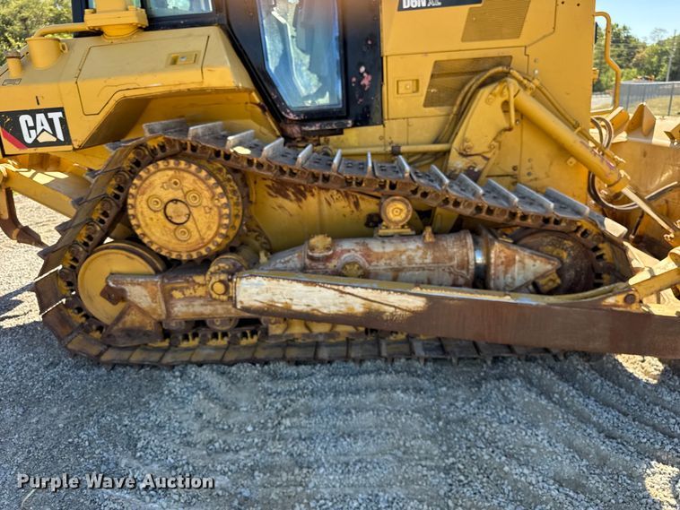 image for item EF2218 2017 Caterpillar D6N XL dozer