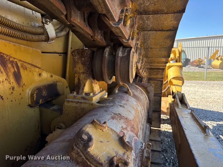 image for item EF2218 2017 Caterpillar D6N XL dozer