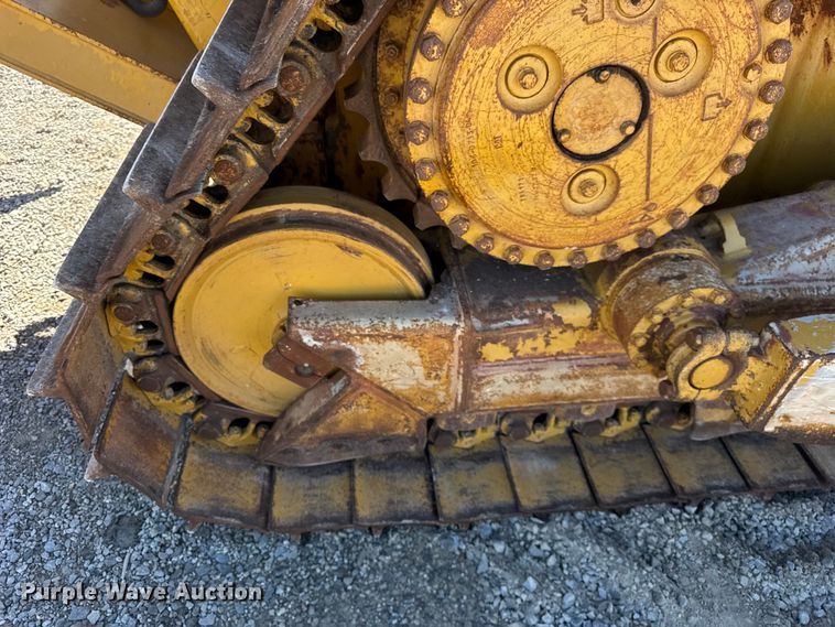 image for item EF2218 2017 Caterpillar D6N XL dozer