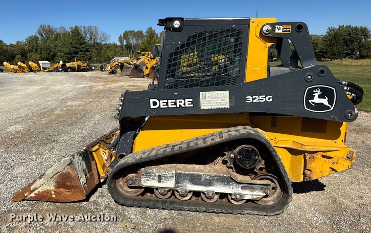 image for item EF2219 2021 John Deere 325G tracked skid steer loader