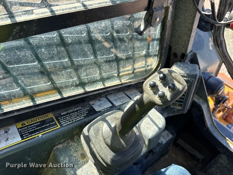 image for item EF2219 2021 John Deere 325G tracked skid steer loader