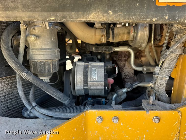 image for item EF2219 2021 John Deere 325G tracked skid steer loader