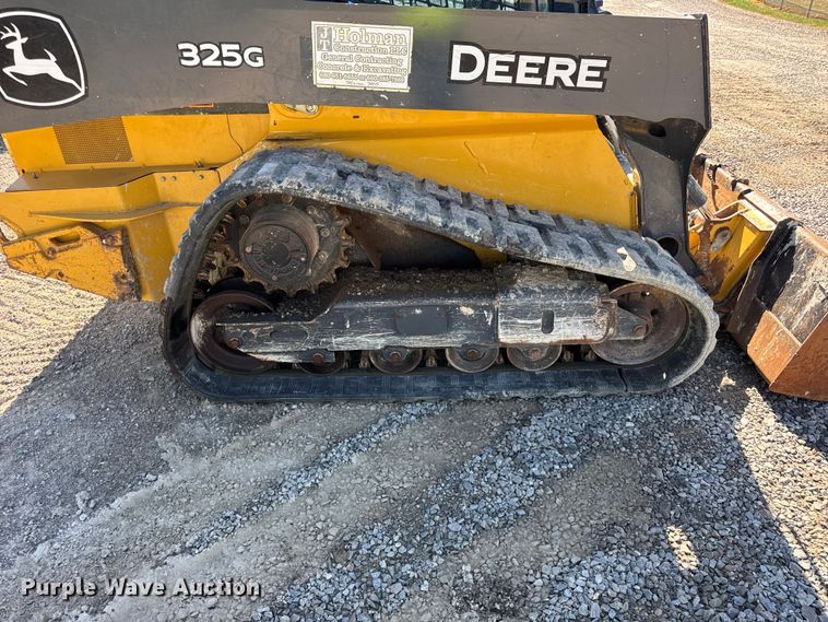 image for item EF2219 2021 John Deere 325G tracked skid steer loader