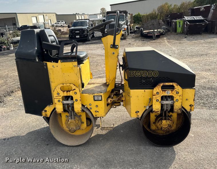 COMPACTADOR 2006 BOMAG BW9002