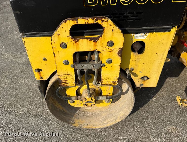 image for item EF2242 2006 Bomag BW 900-2 double drum vibratory roller