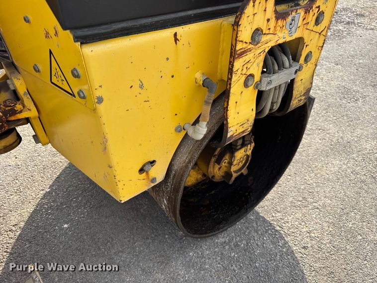 image for item EF2242 2006 Bomag BW 900-2 double drum vibratory roller