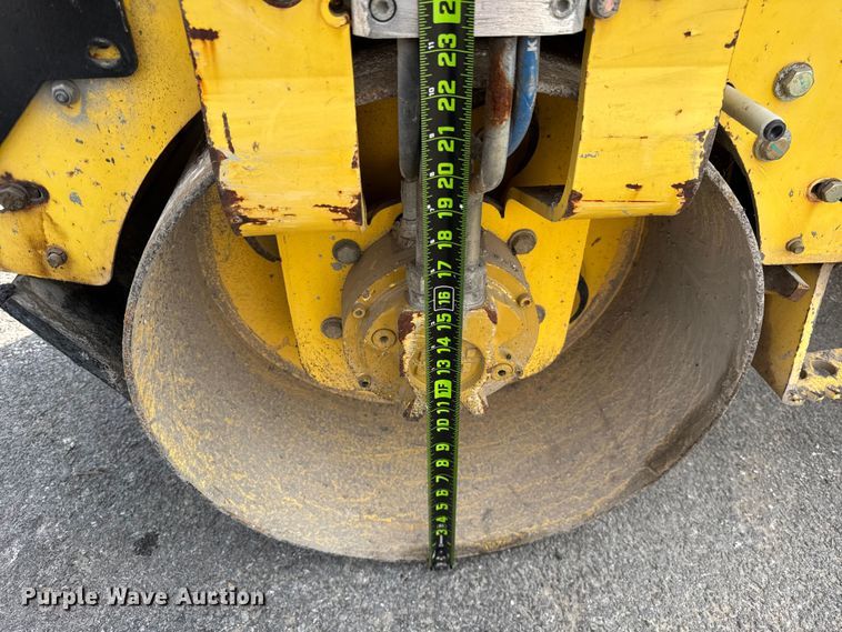 image for item EF2242 2006 Bomag BW 900-2 double drum vibratory roller