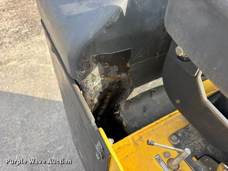 image for item EF2242 2006 Bomag BW 900-2 double drum vibratory roller