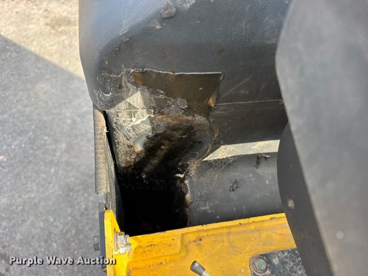 image for item EF2242 2006 Bomag BW 900-2 double drum vibratory roller