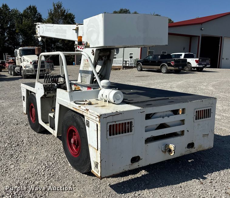 image for item EF2245 Broderson IC-80-3F crane