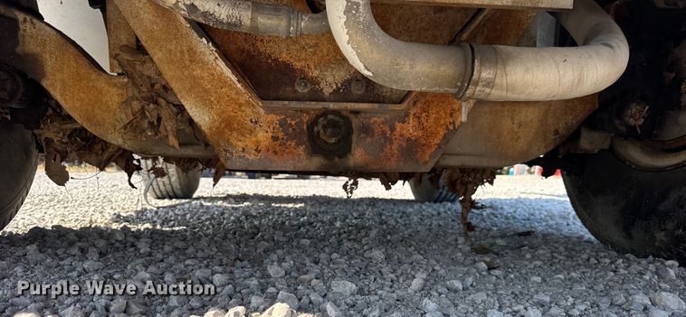 image for item EF2245 Broderson IC-80-3F crane