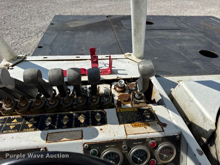 image for item EF2245 Broderson IC-80-3F crane