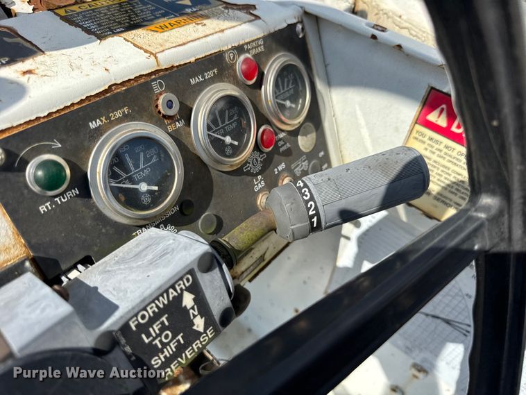 image for item EF2245 Broderson IC-80-3F crane