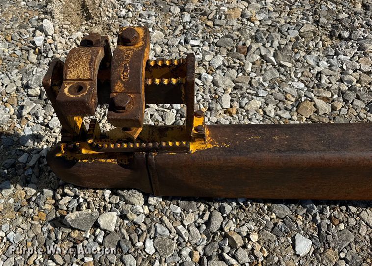 image for item EF2246 Komatsu D65-12 to D65-17 Dozer blade