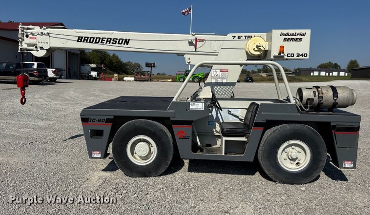 image for item EF2254 Broderson IC-80-3F crane