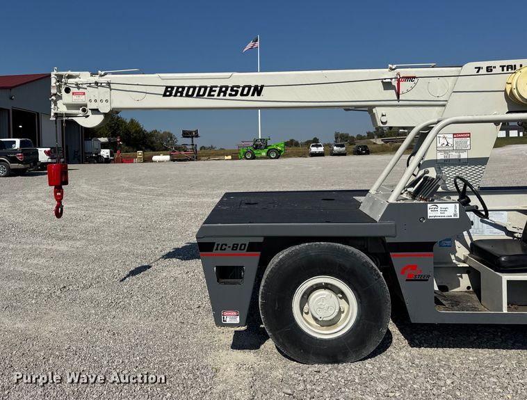 image for item EF2254 Broderson IC-80-3F crane