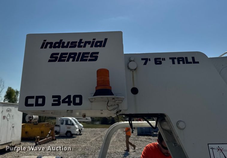 image for item EF2254 Broderson IC-80-3F crane