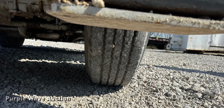 image for item EF2254 Broderson IC-80-3F crane