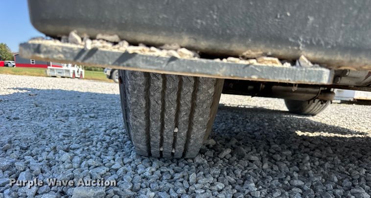 image for item EF2254 Broderson IC-80-3F crane