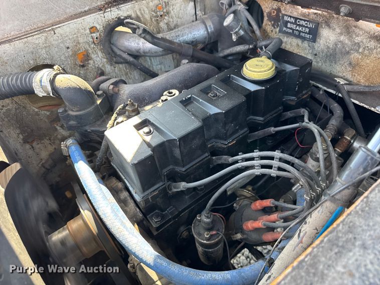 image for item EF2254 Broderson IC-80-3F crane