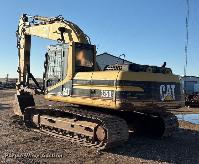 image for item EF6097 1997 Caterpillar 325B L excavator