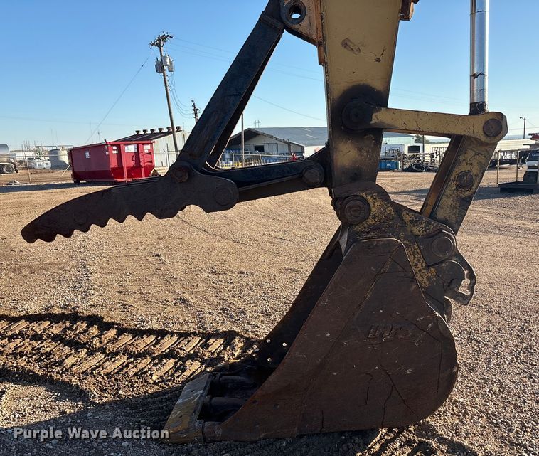 image for item EF6097 1997 Caterpillar 325B L excavator