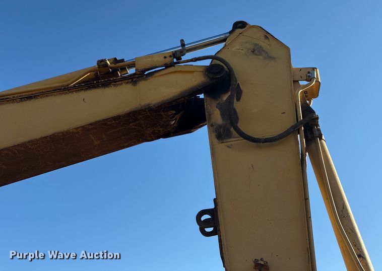 image for item EF6097 1997 Caterpillar 325B L excavator