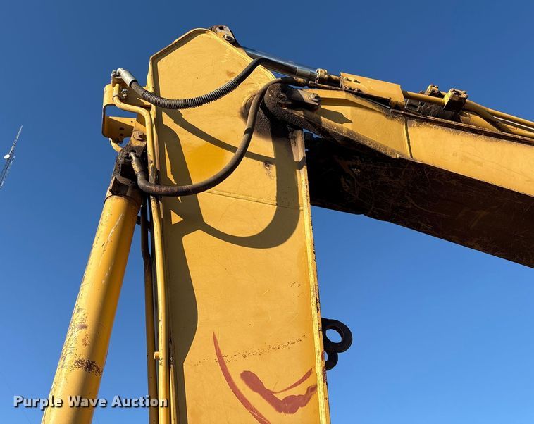 image for item EF6097 1997 Caterpillar 325B L excavator