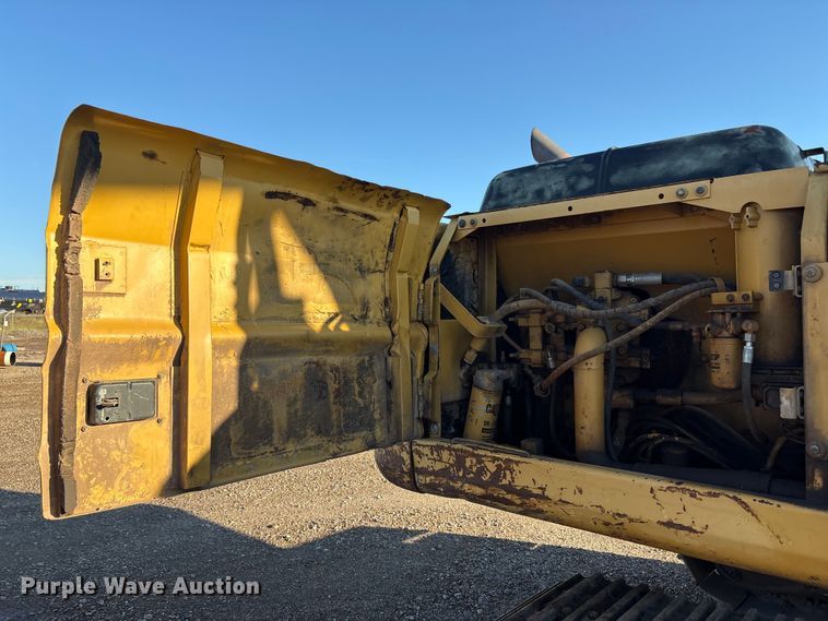 image for item EF6097 1997 Caterpillar 325B L excavator