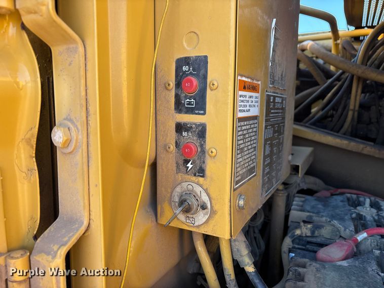 image for item EF6097 1997 Caterpillar 325B L excavator