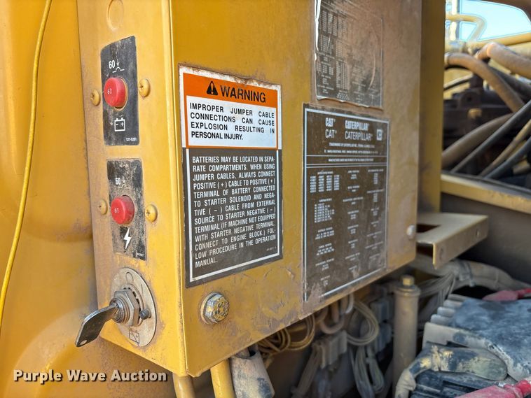 image for item EF6097 1997 Caterpillar 325B L excavator