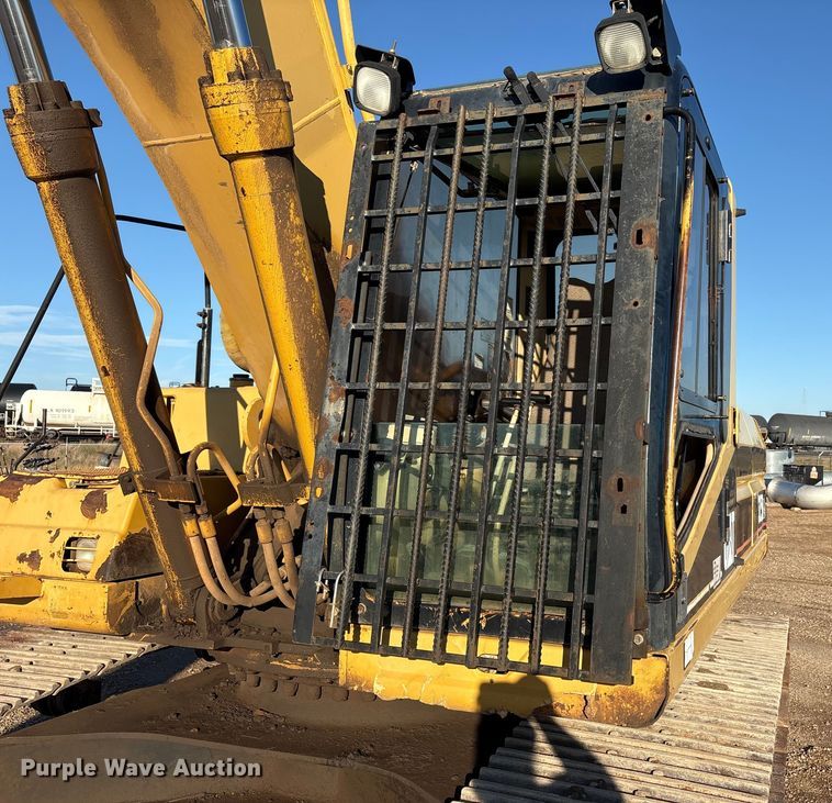 image for item EF6097 1997 Caterpillar 325B L excavator