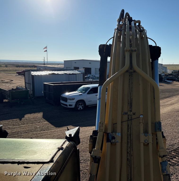 image for item EF6097 1997 Caterpillar 325B L excavator