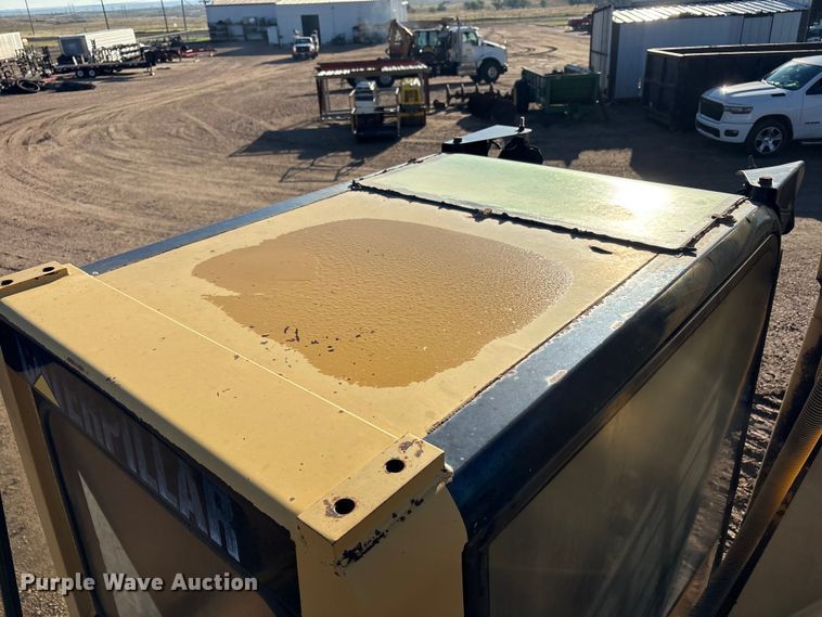 image for item EF6097 1997 Caterpillar 325B L excavator