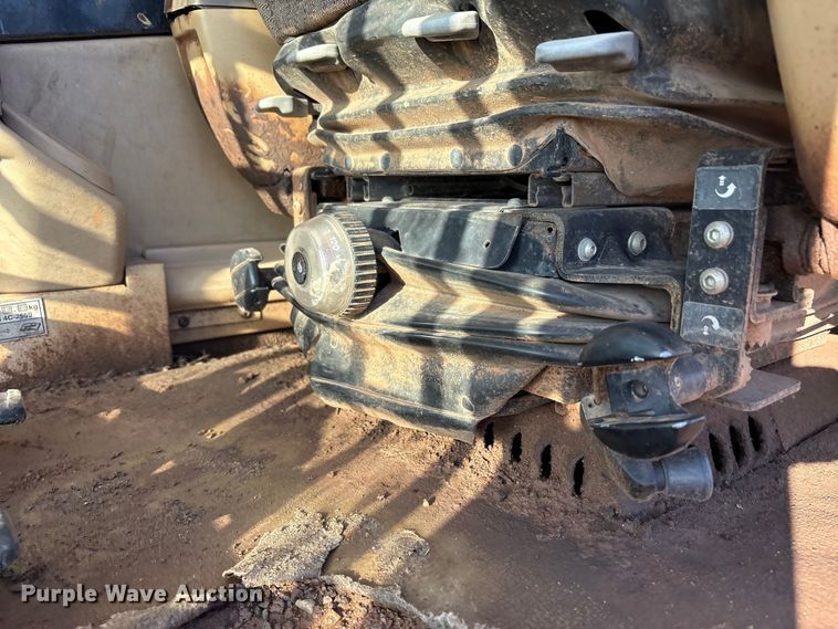 image for item EF6097 1997 Caterpillar 325B L excavator