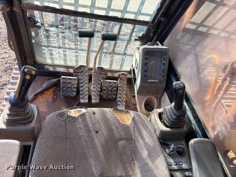 image for item EF6097 1997 Caterpillar 325B L excavator