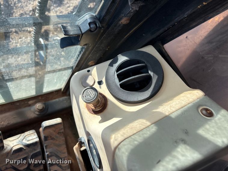 image for item EF6097 1997 Caterpillar 325B L excavator