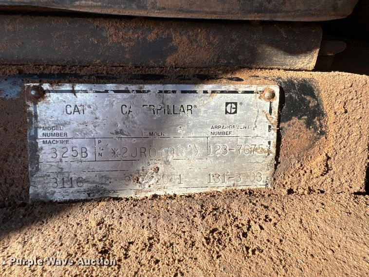 image for item EF6097 1997 Caterpillar 325B L excavator