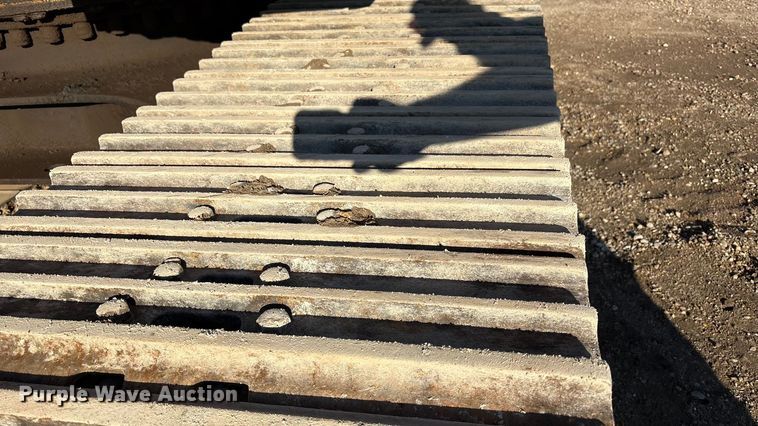 image for item EF6097 1997 Caterpillar 325B L excavator