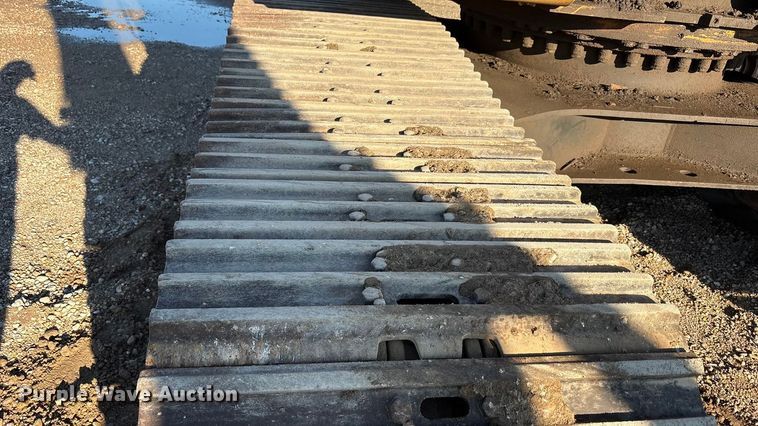 image for item EF6097 1997 Caterpillar 325B L excavator