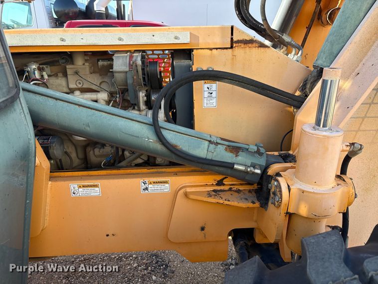 image for item EF6098 Mustang 642 telehandler