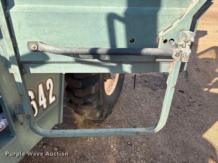 image for item EF6098 Mustang 642 telehandler