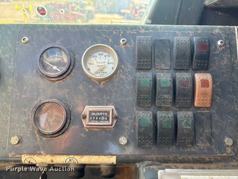 image for item EF6098 Mustang 642 telehandler