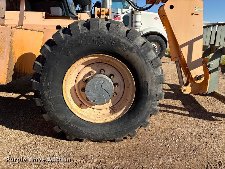 image for item EF6098 Mustang 642 telehandler