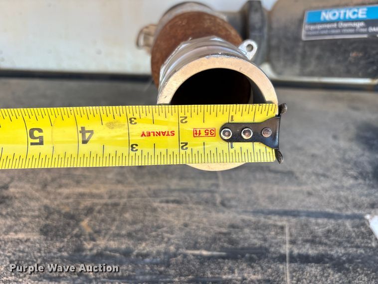 image for item EF6099 2003 Volvo VHD hydrovac truck