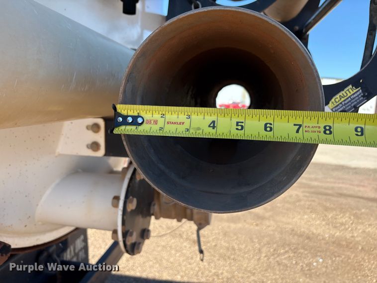 image for item EF6099 2003 Volvo VHD hydrovac truck