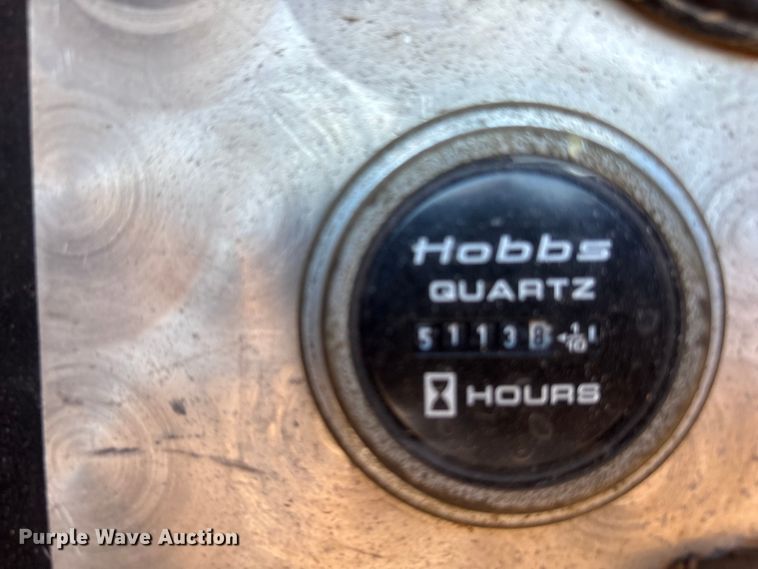 image for item EF6100 2007 Volvo VHD hydrovac truck