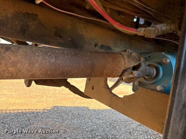 image for item EF6100 2007 Volvo VHD hydrovac truck